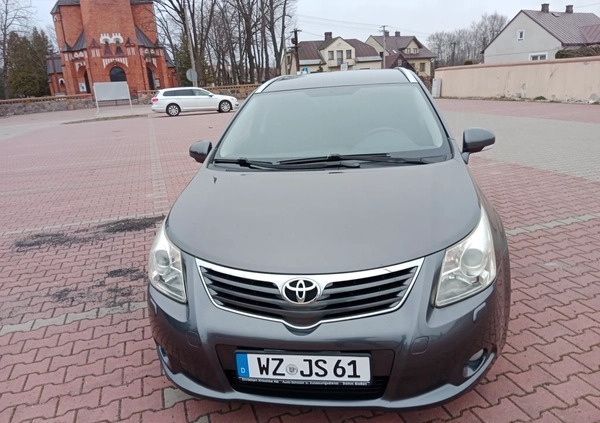 Toyota Avensis cena 26900 przebieg: 199000, rok produkcji 2009 z Biała małe 742